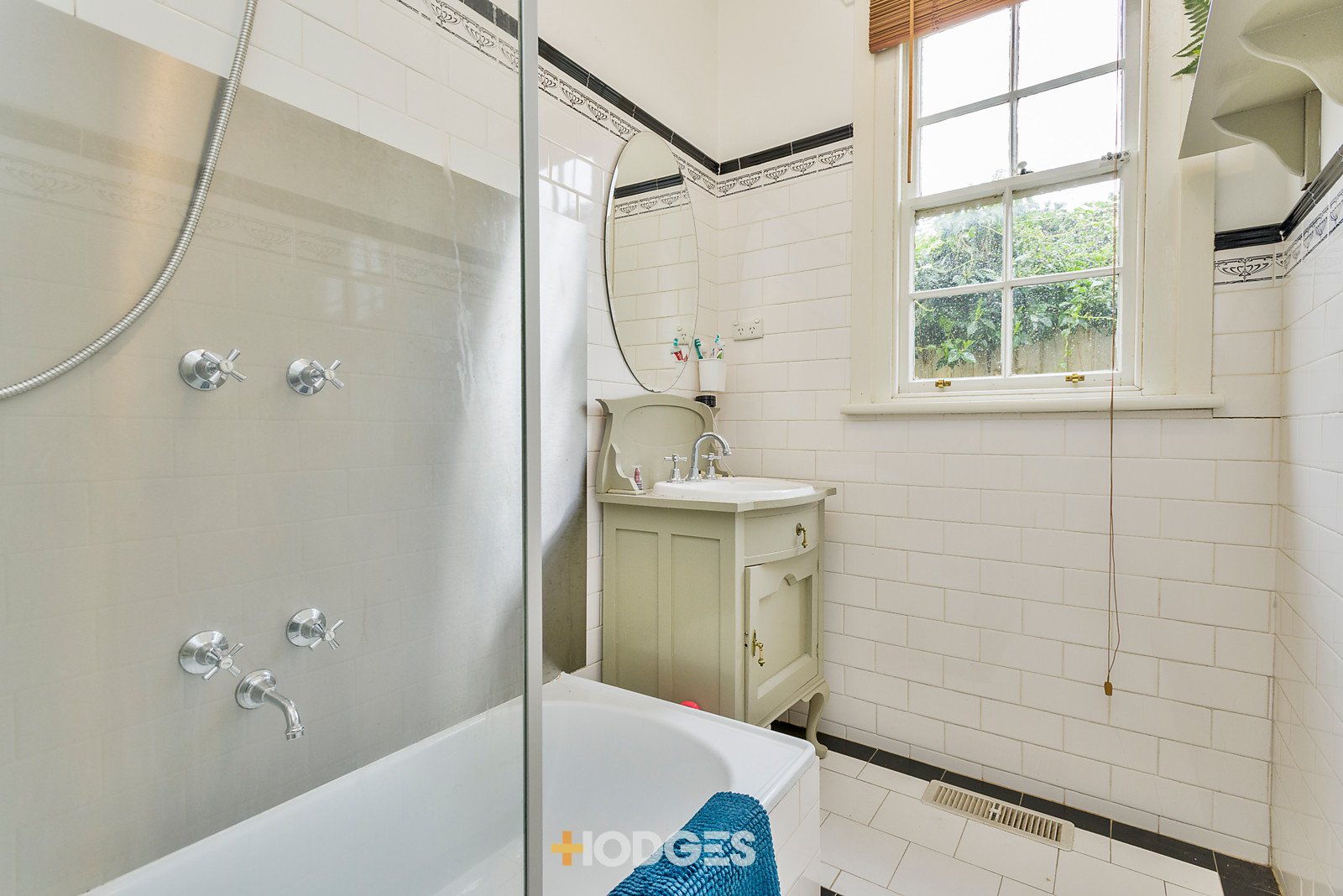 47 Robb Street, Essendon image 8