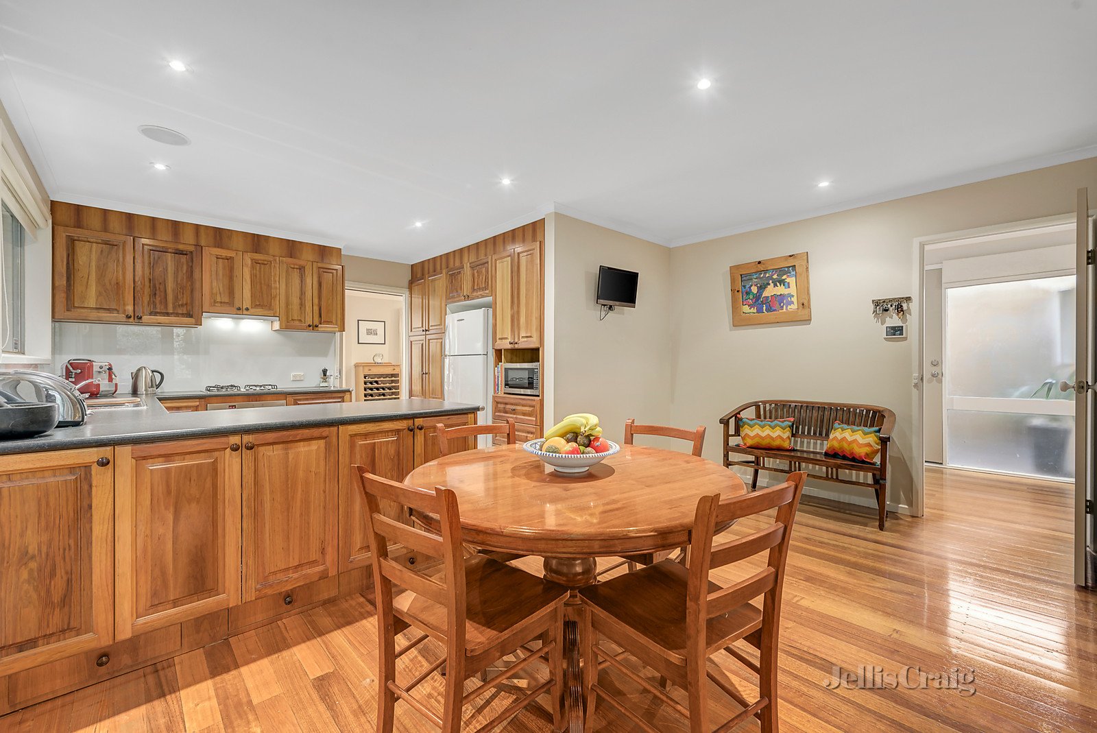 47 Roseland Grove, Doncaster image 4