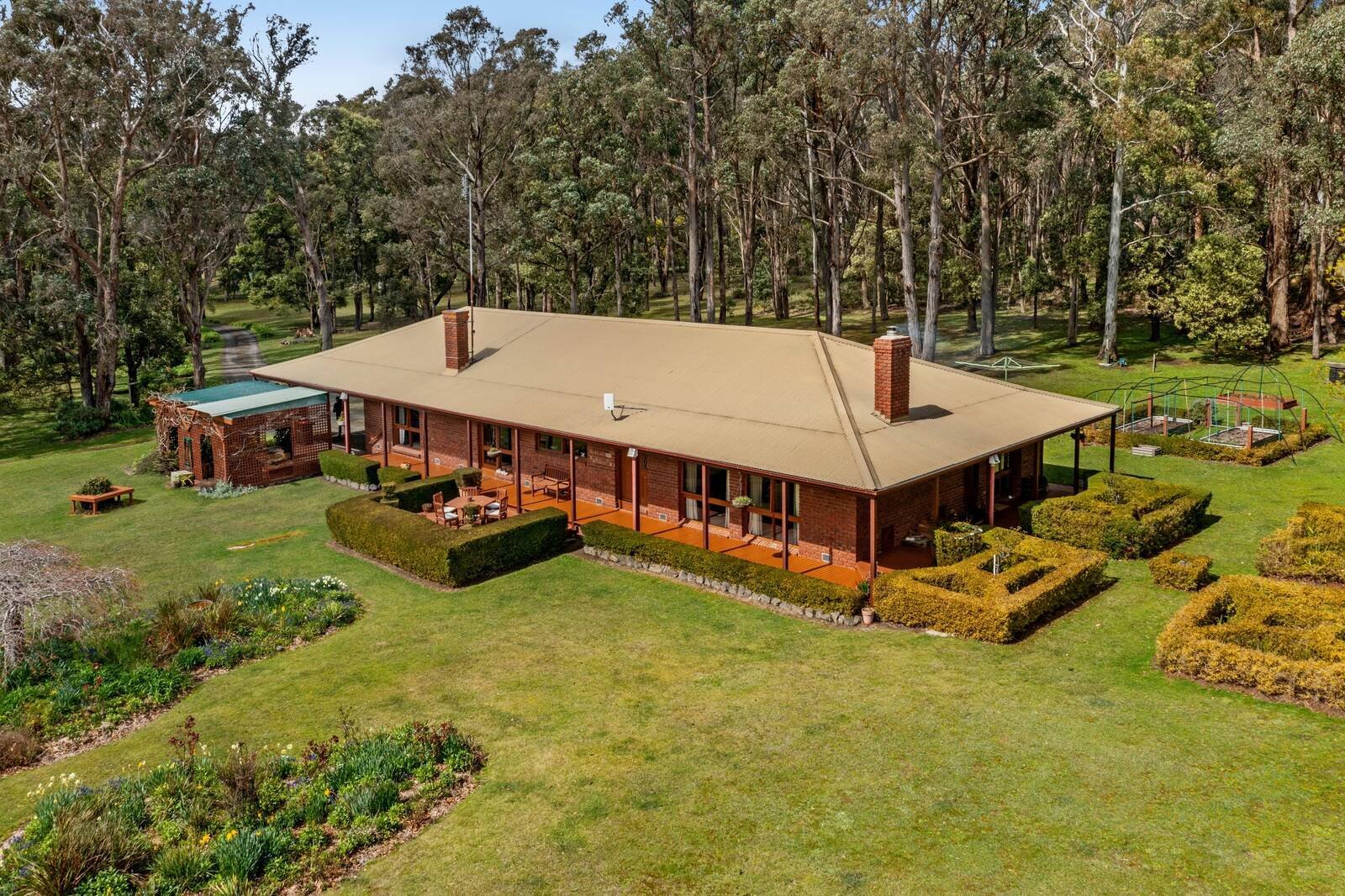 Property Gallery Thumbnail 2