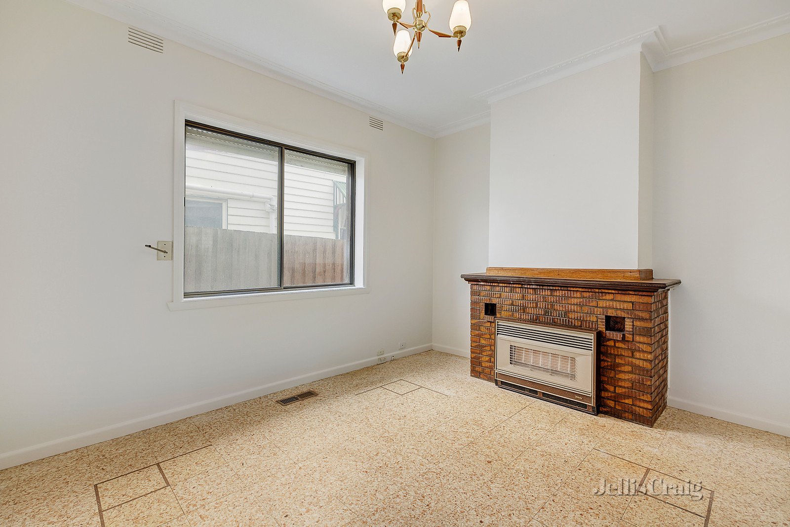 47 Salisbury Street, Coburg image 3