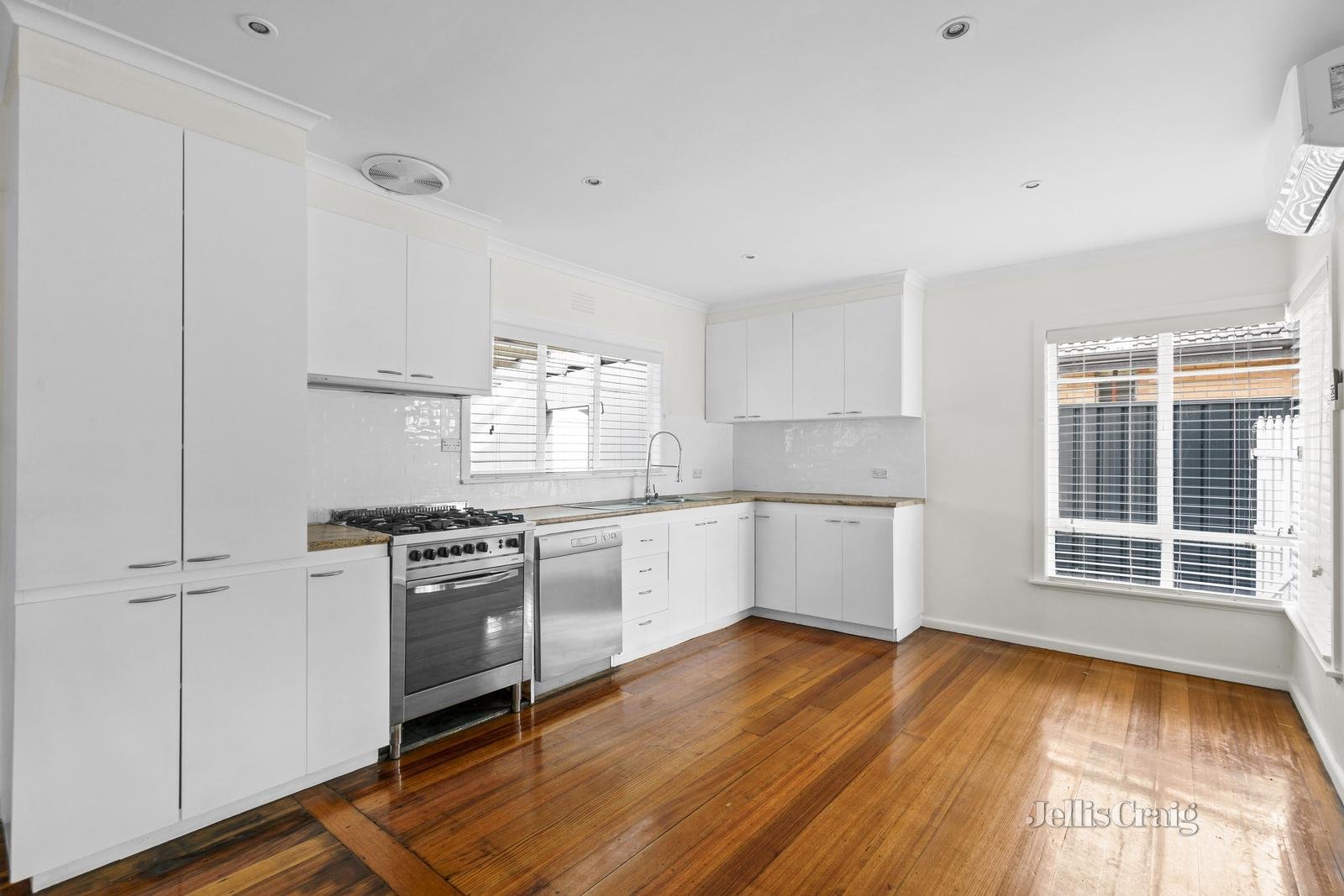 47 Seventh Avenue, Altona North image 5