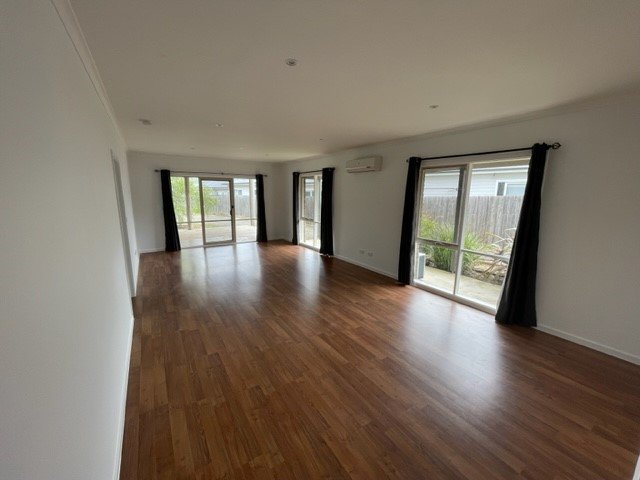 Property Gallery Thumbnail 7