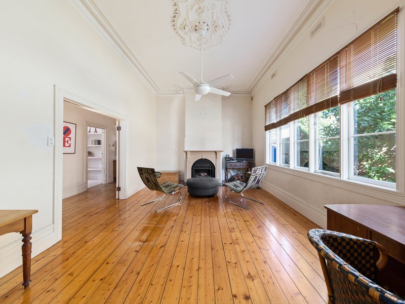 47 South Crescent, Northcote image 2