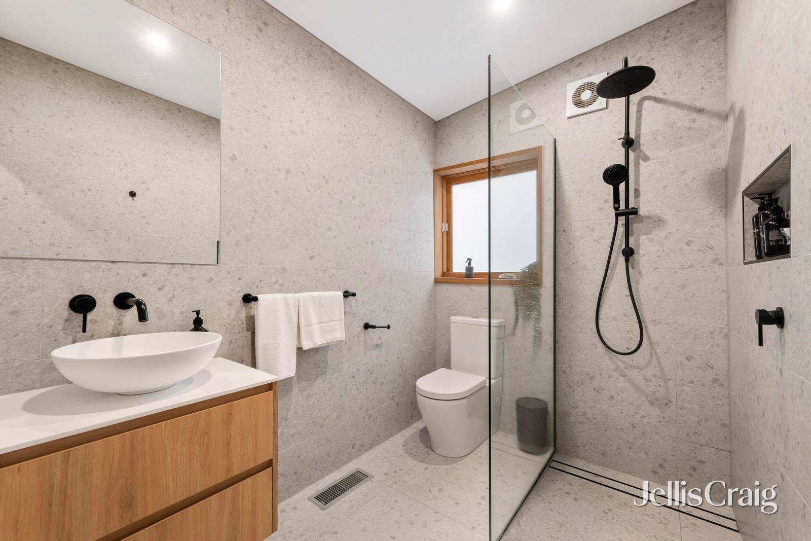 47 St Leonards Road, Healesville image 9