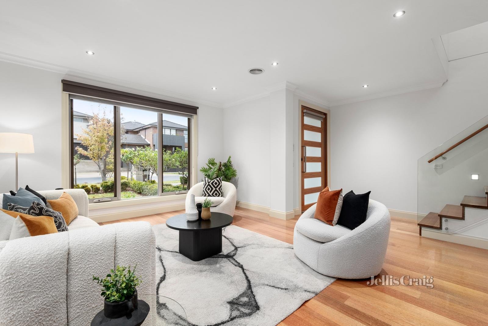 47 The Range Boulevard, Croydon image 2