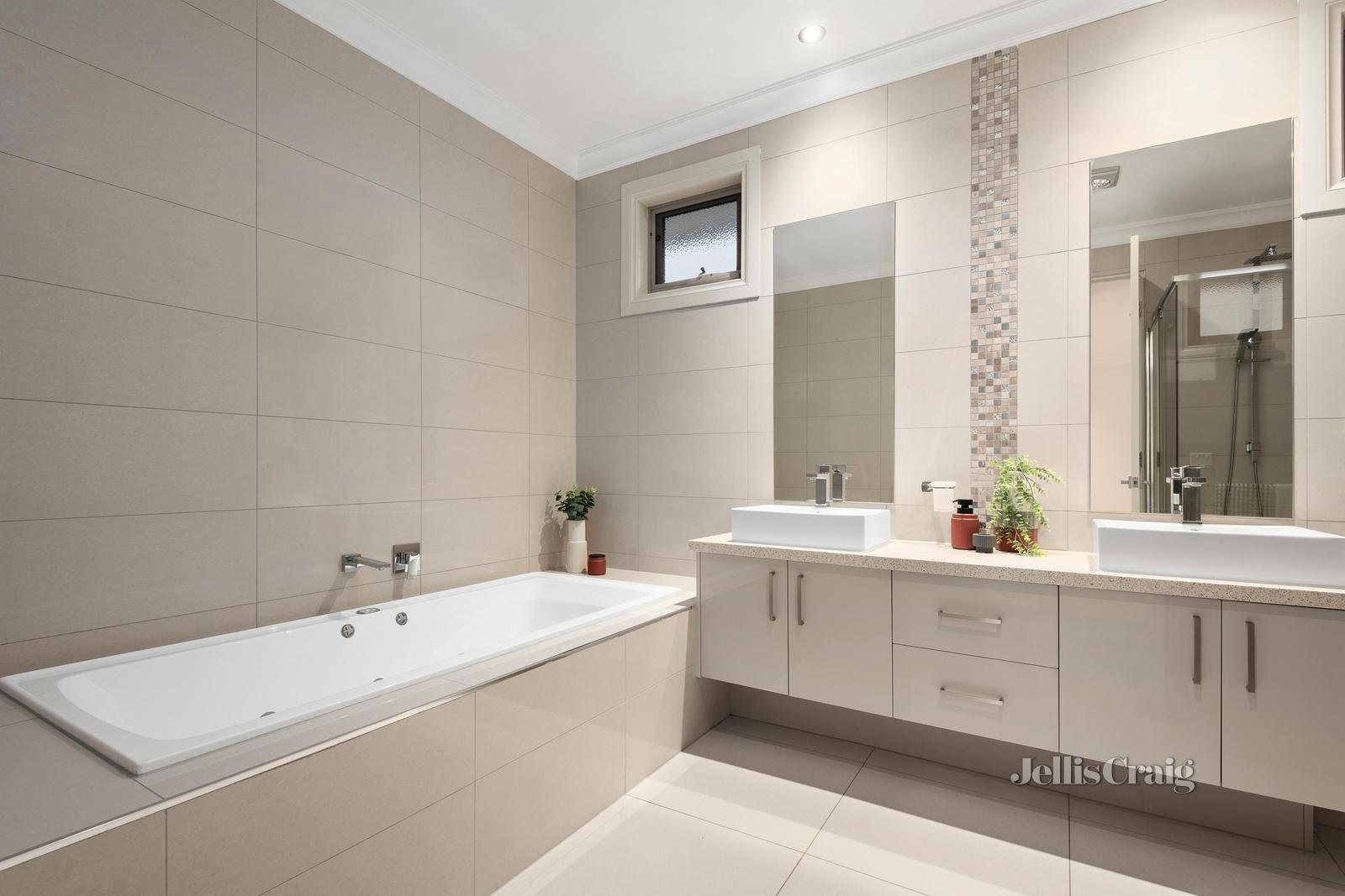 47 The Range Boulevard, Croydon image 9
