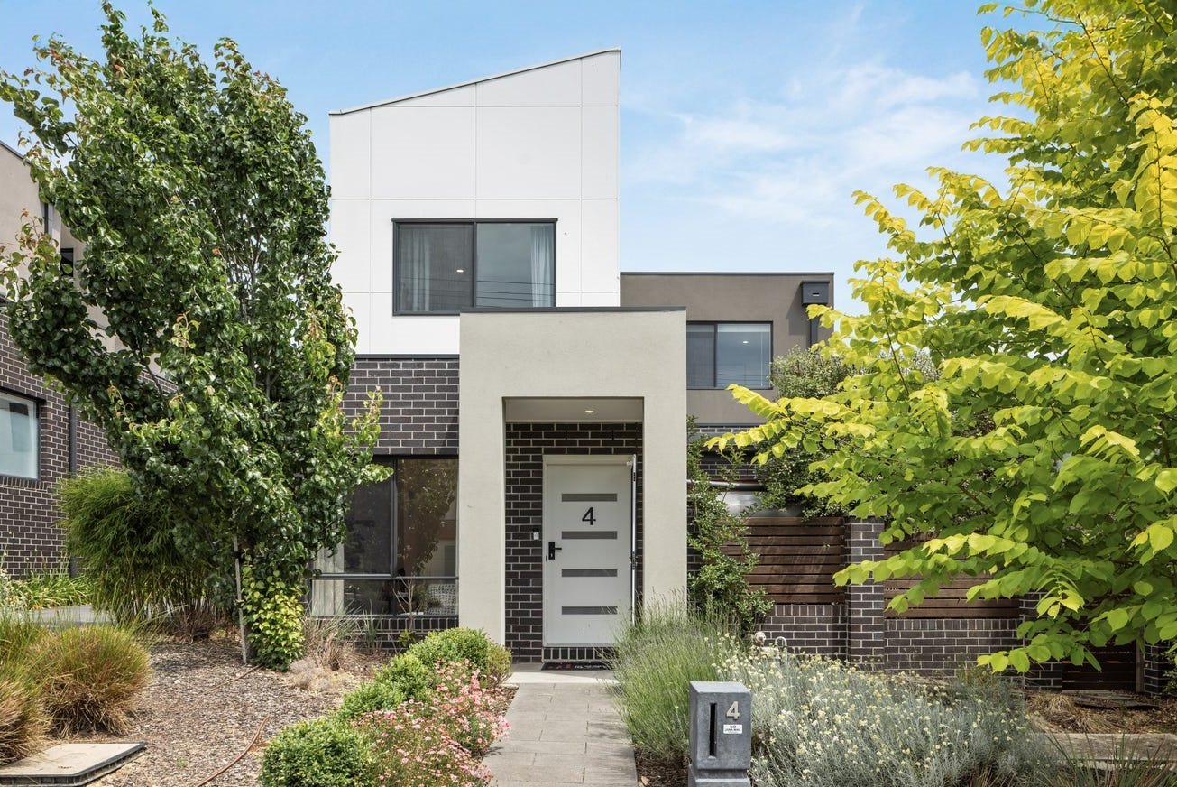4/7 Thiele Street, Doncaster image 1