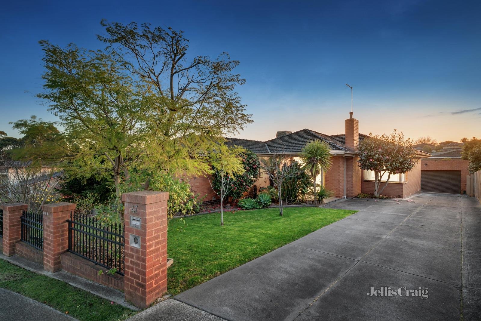 47 Tram Road, Doncaster image 13