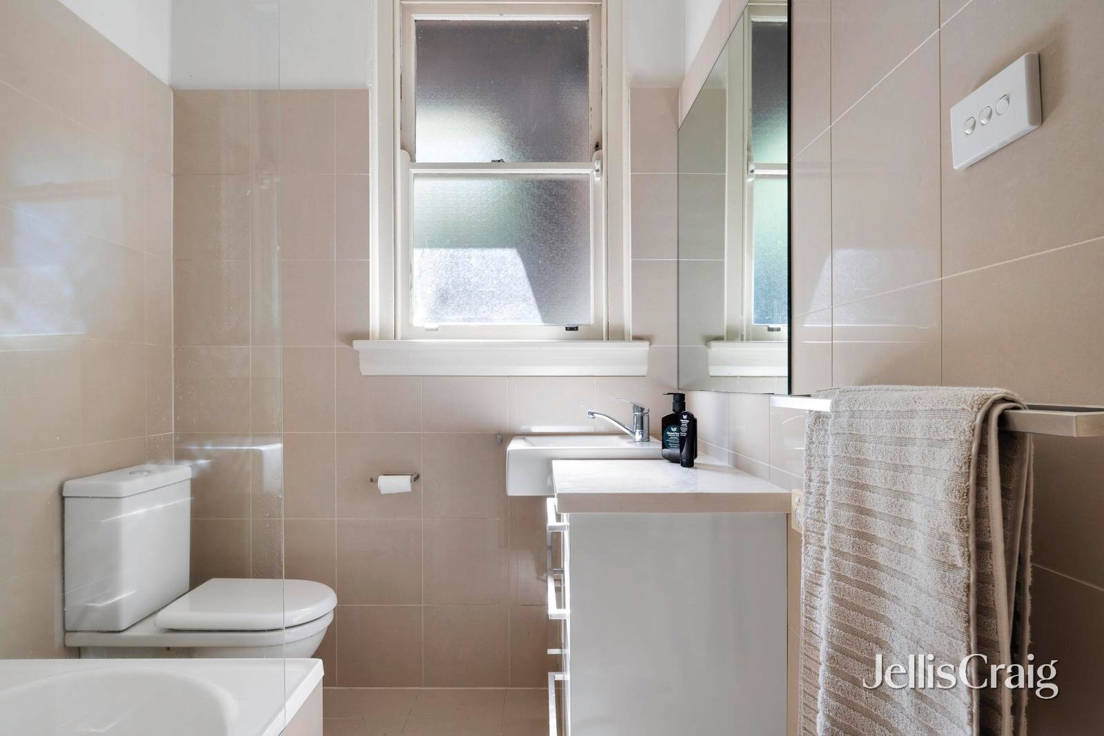 47 Tudor Street, Richmond image 17