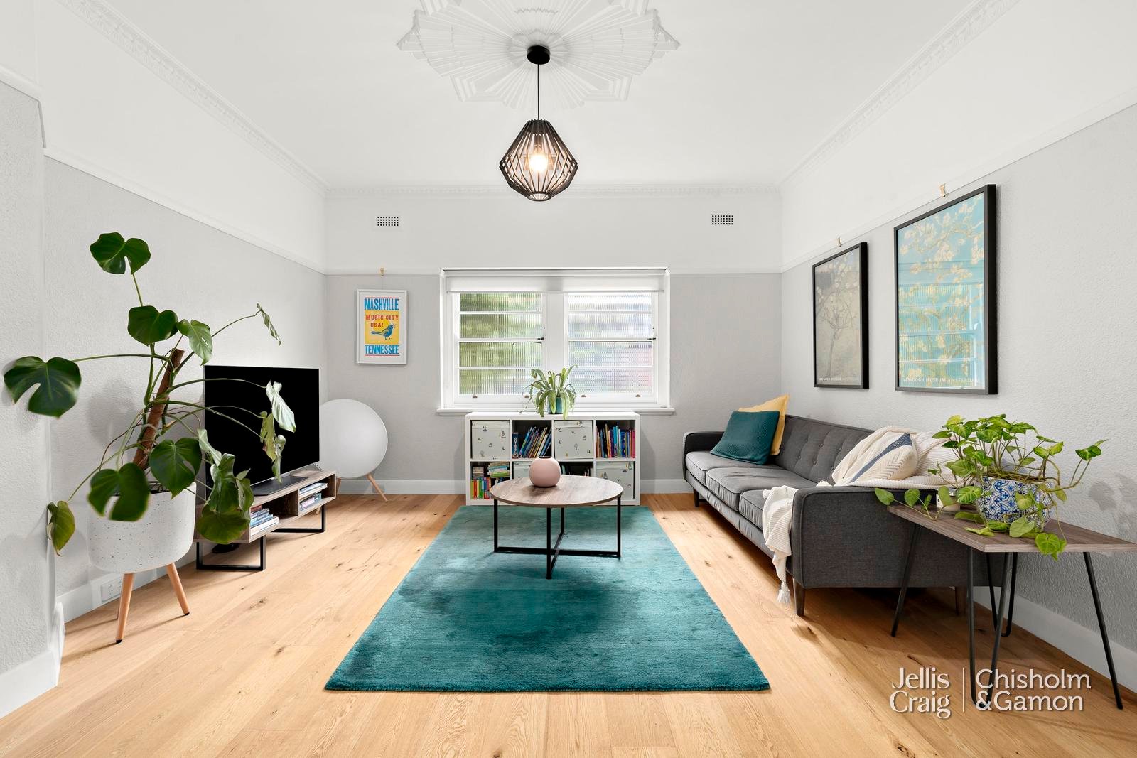 4/7 Vautier Street, Elwood image 4