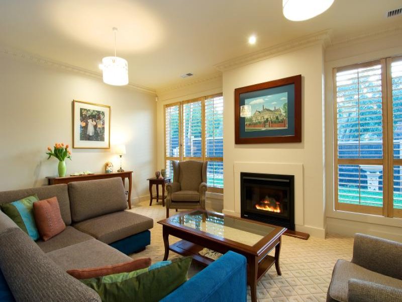 47 Victoria Crescent, Mont Albert image 3