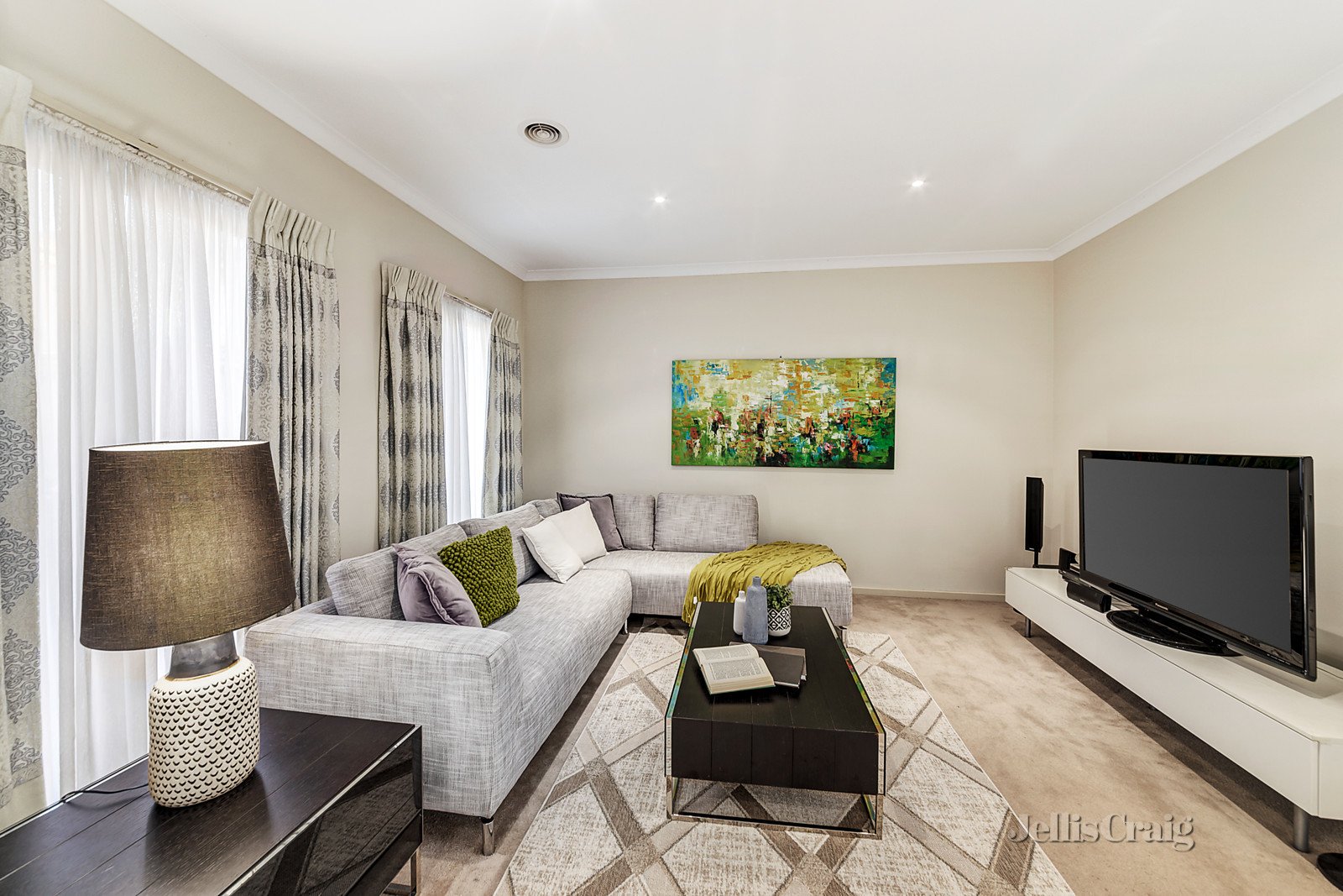 4/70-72 Larch Crescent, Mount Waverley image 2