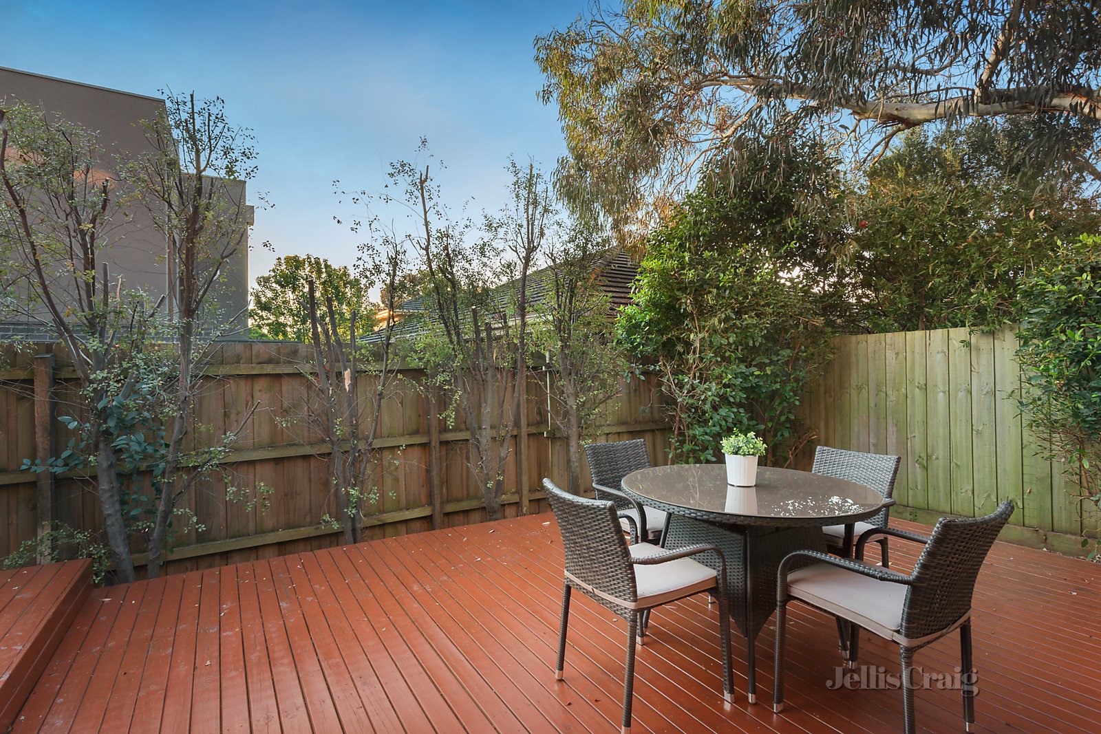 4/70-72 Larch Crescent, Mount Waverley image 10