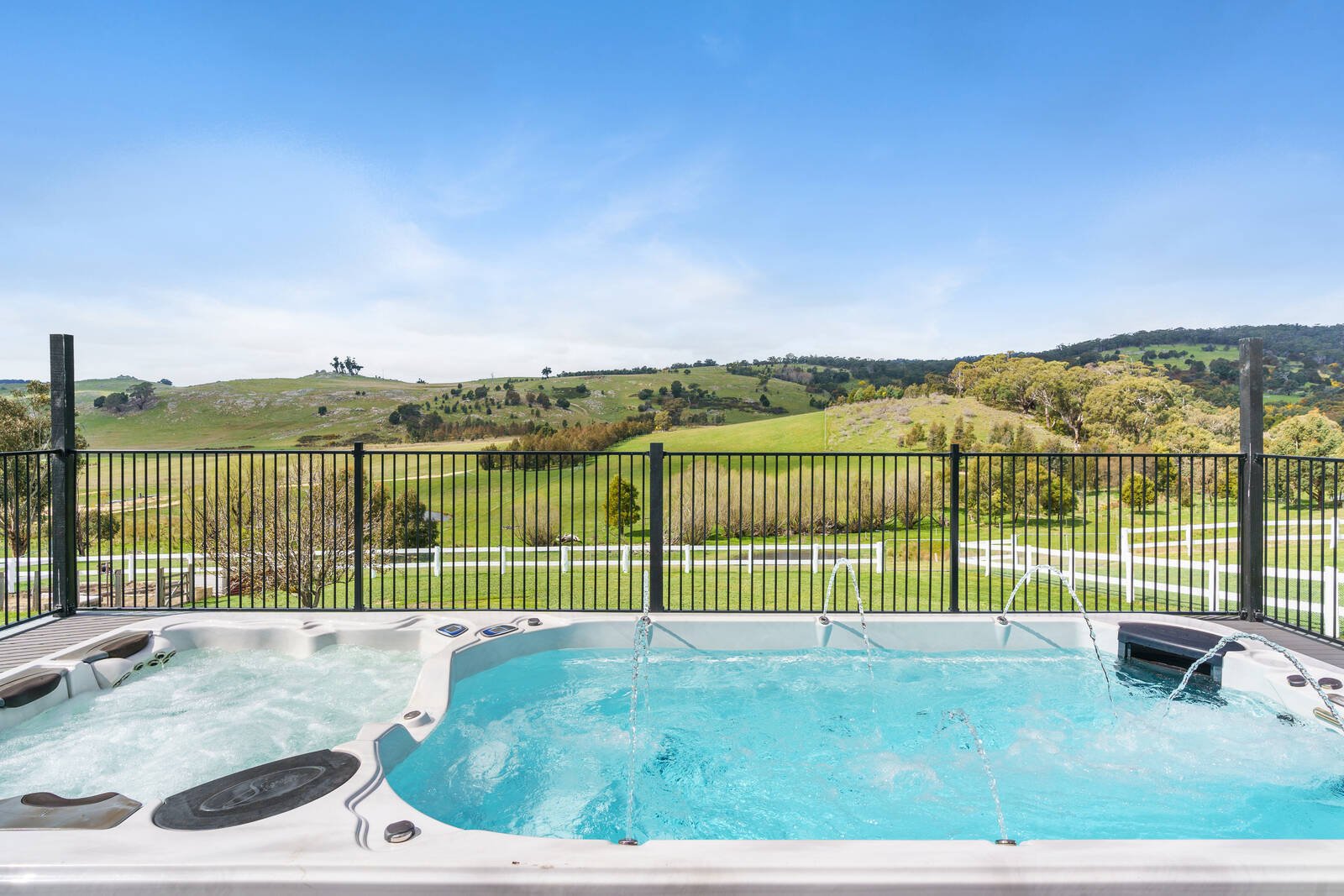 Property Gallery Thumbnail 3