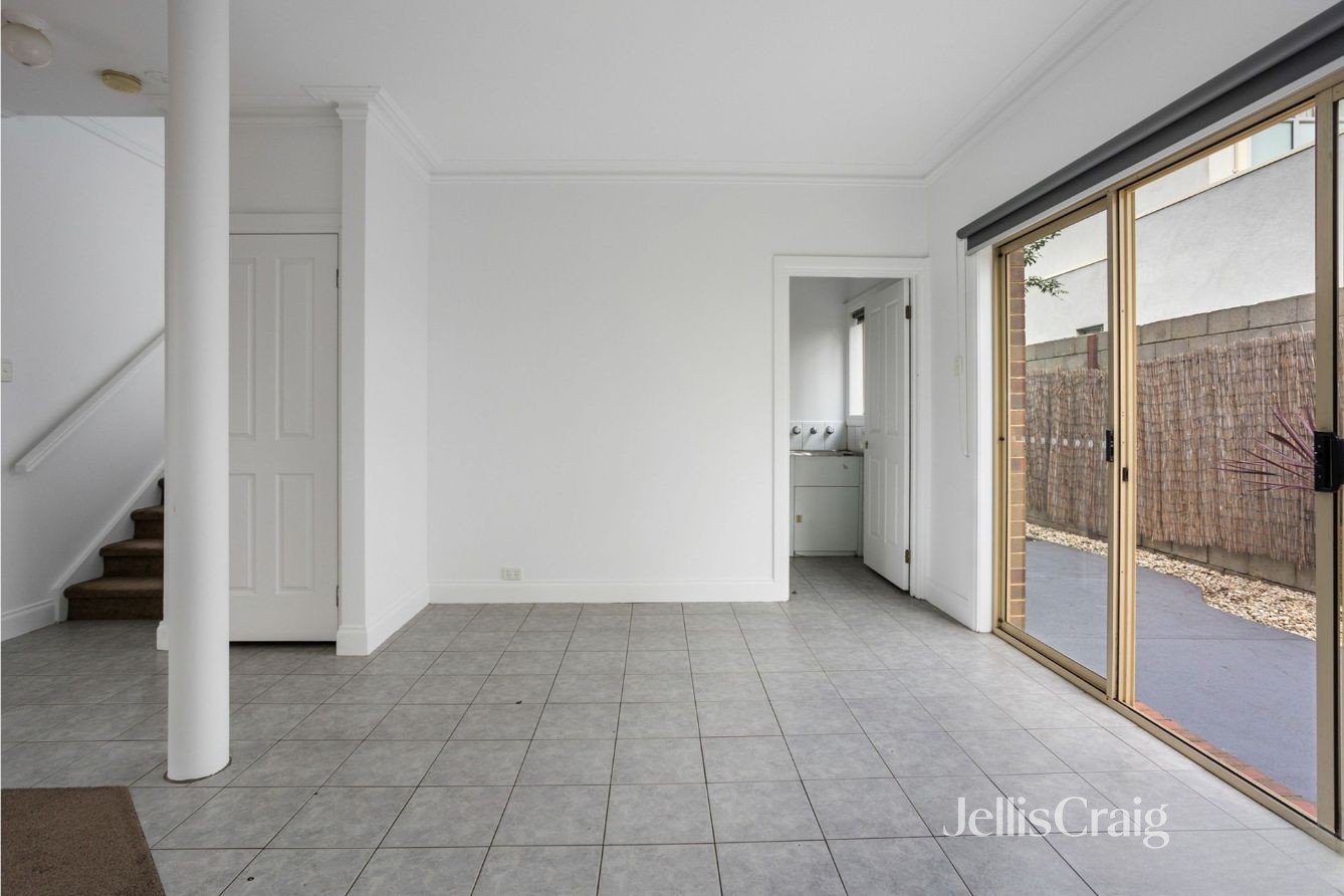 4/70 Kororoit Creek Road, Williamstown image 5