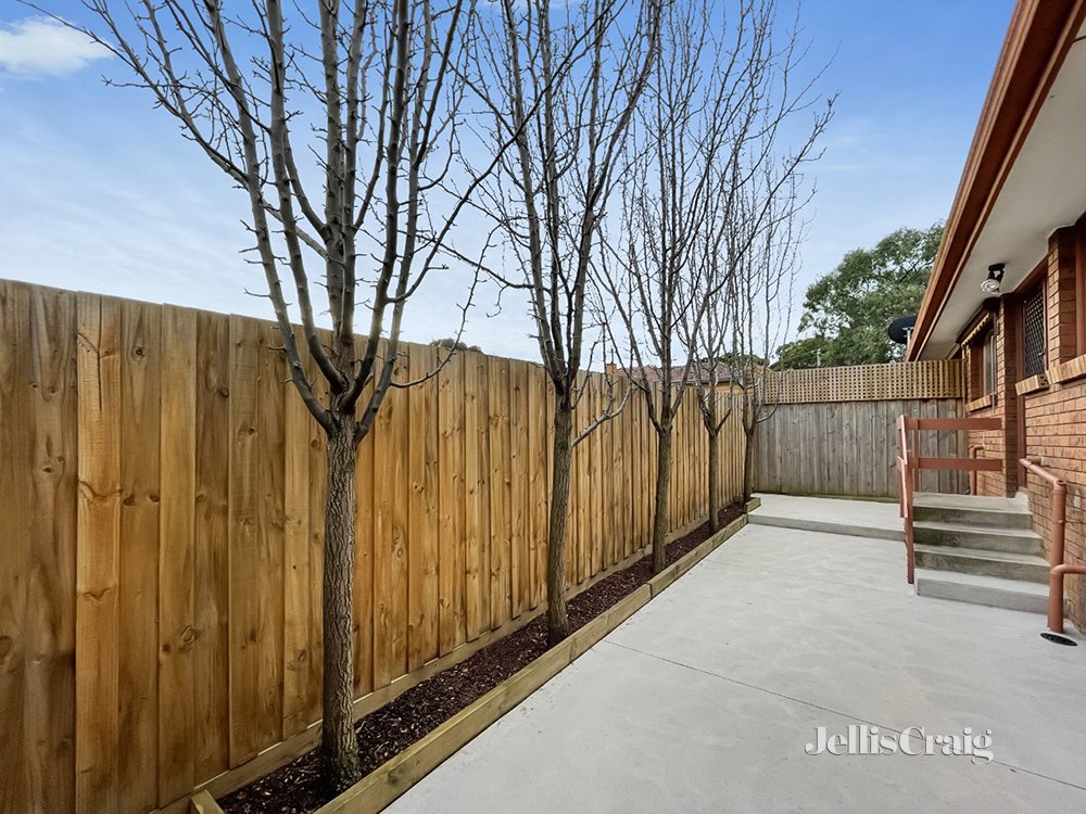 4/70 Rattray Road, Montmorency image 10