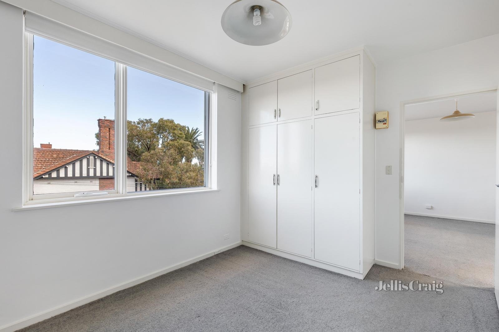 4/72 Barkly Street, St Kilda image 5