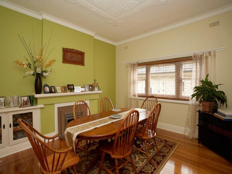472 Whitehorse Road, Surrey Hills image 3