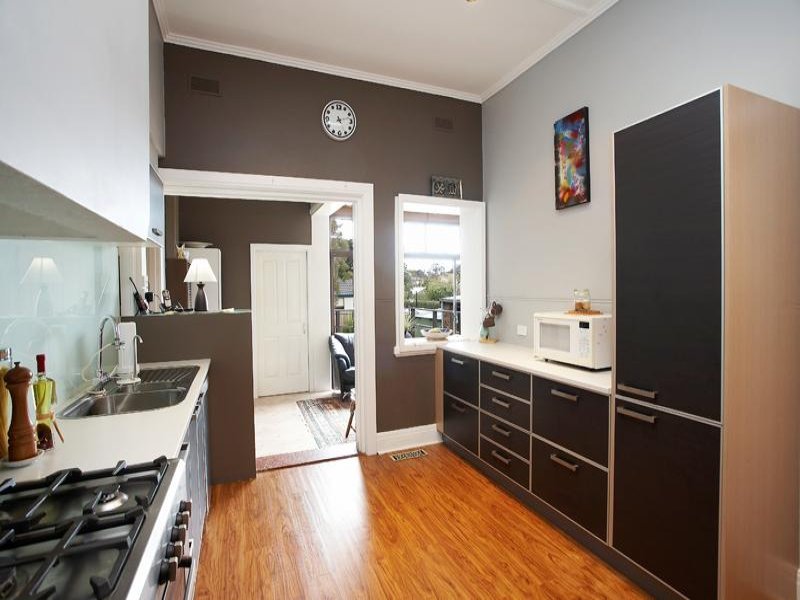 472 Whitehorse Road, Surrey Hills image 4