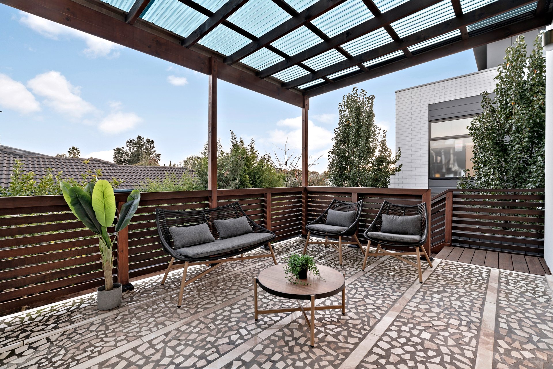 Property Gallery Thumbnail 6