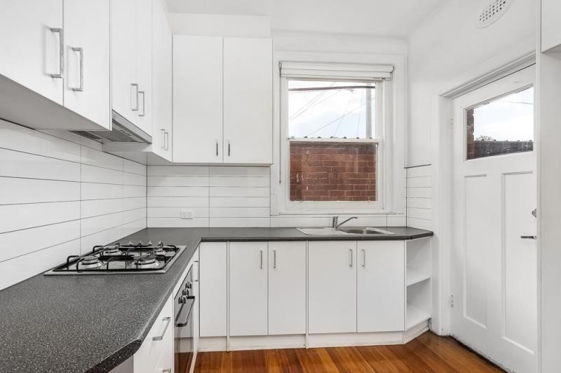 4/73 Marine Parade, Elwood image 4