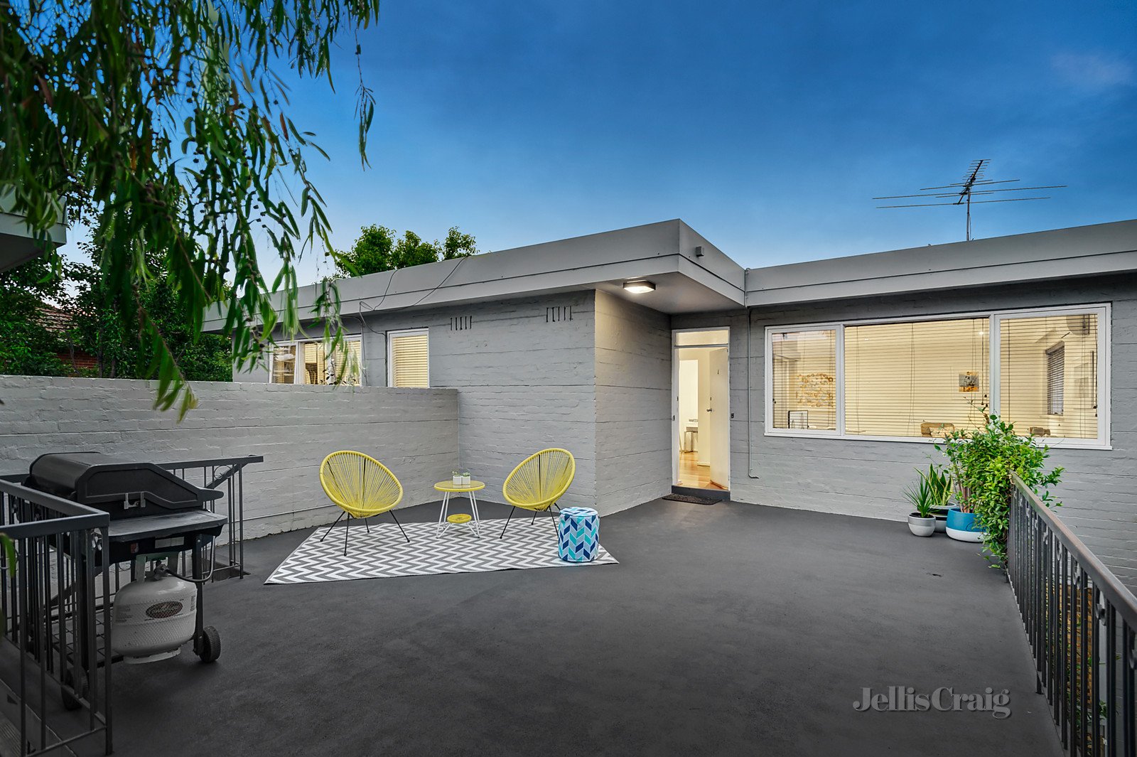 4/74 Hawthorn Road, Caulfield North image 4