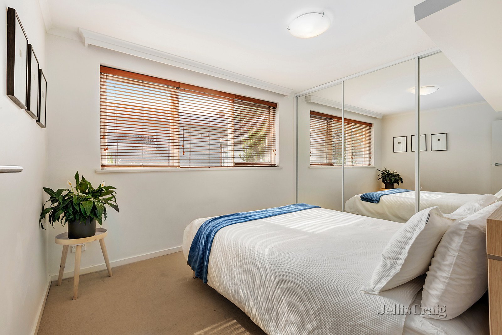 4/74 Hawthorn Road, Caulfield North image 6