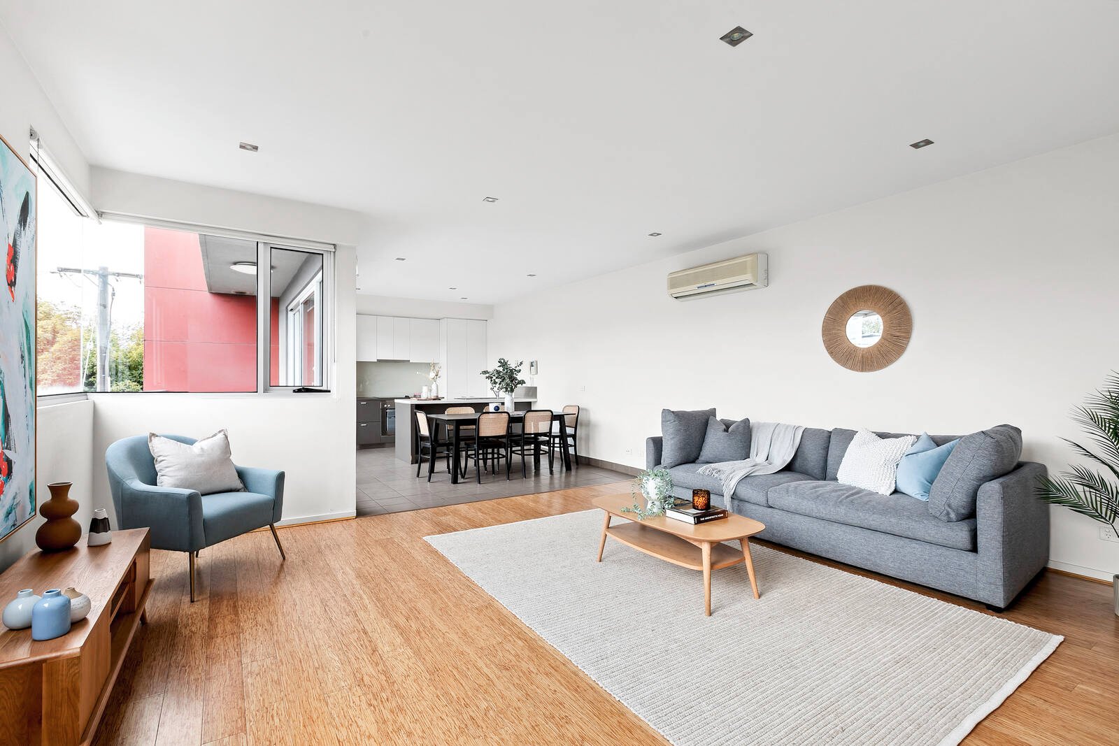 Property Gallery - Main Image