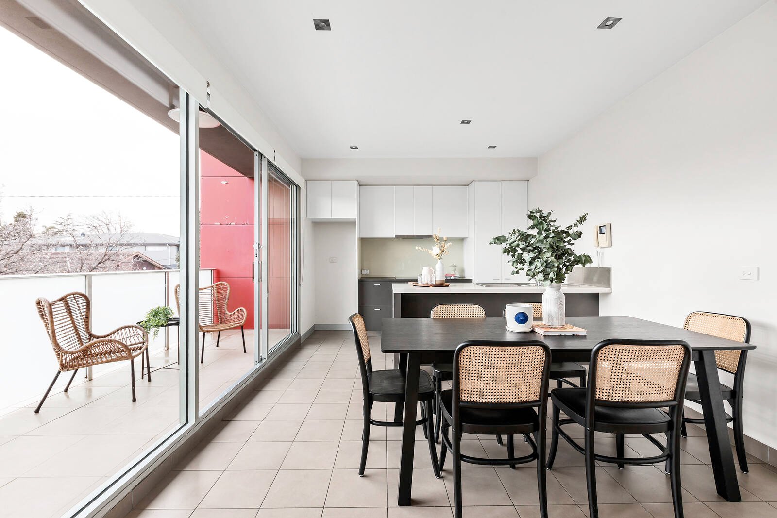 Property Gallery Thumbnail 3
