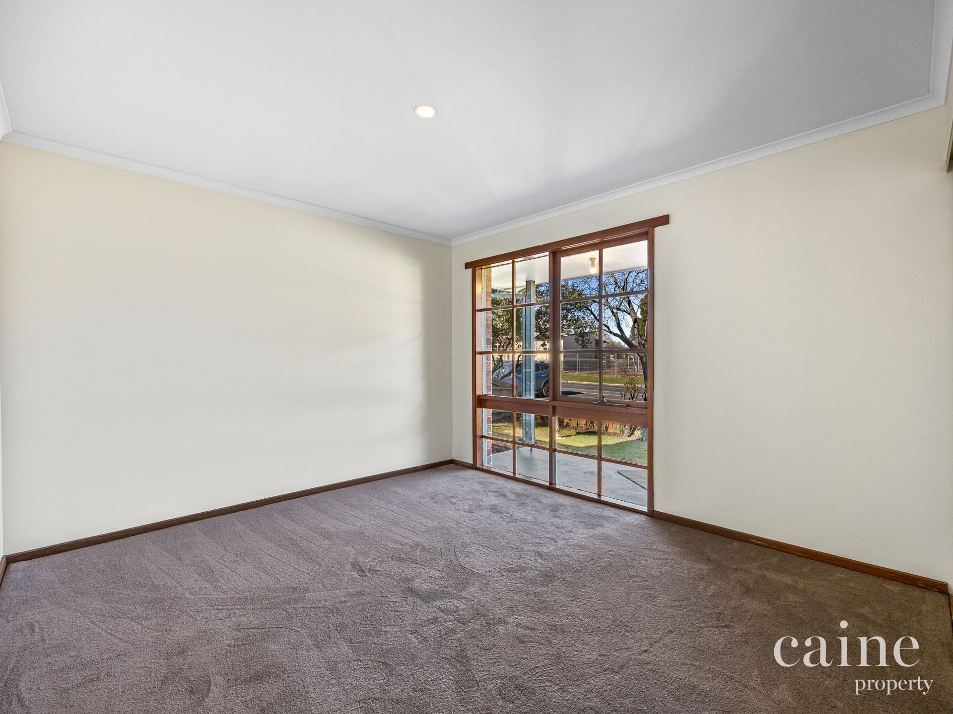 4/75 Longley Street, Alfredton image 9
