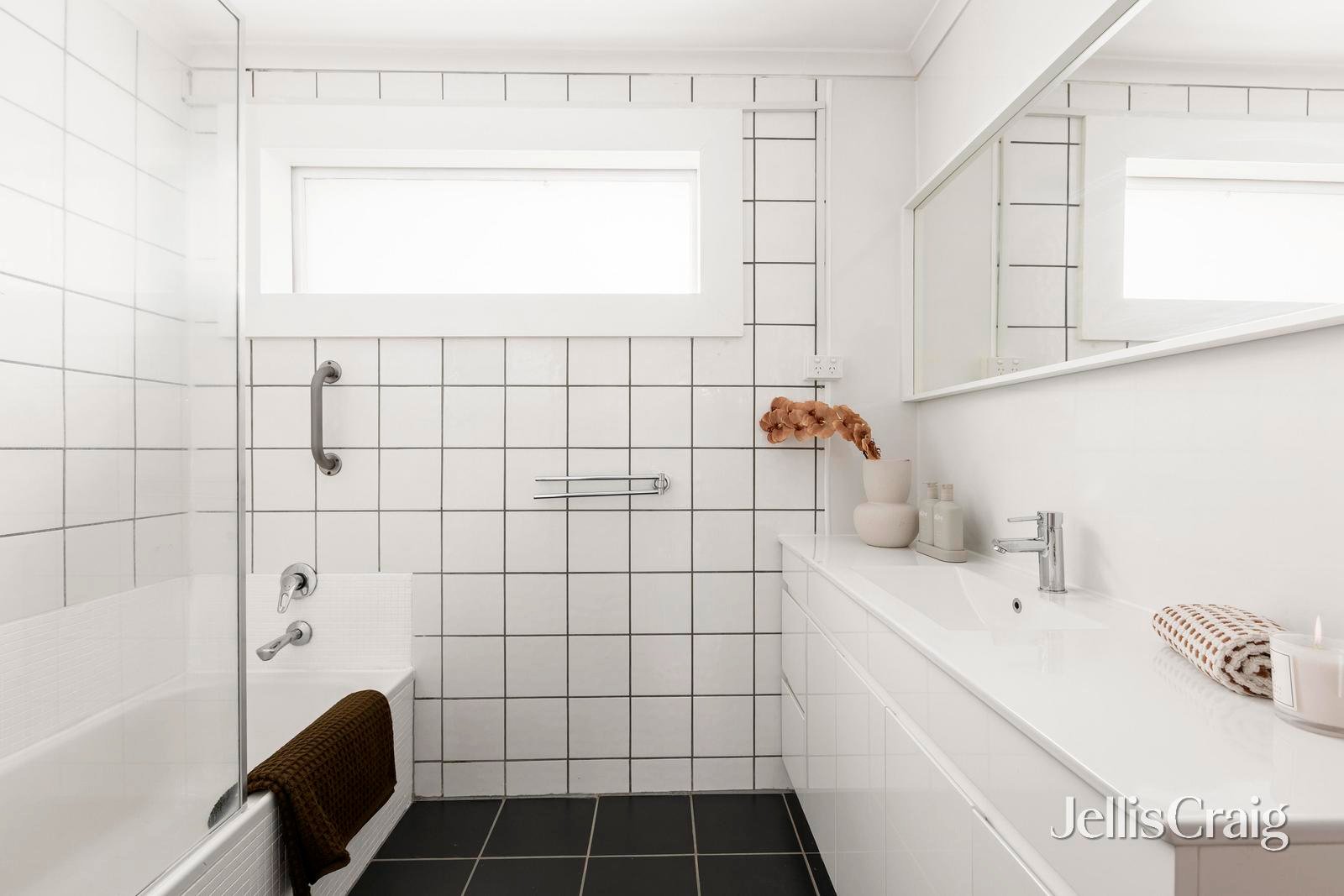 4/76 Baroda Street, Travancore image 7