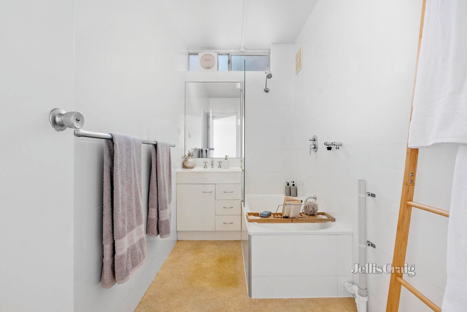 4/76 Haines Street, North Melbourne image 6