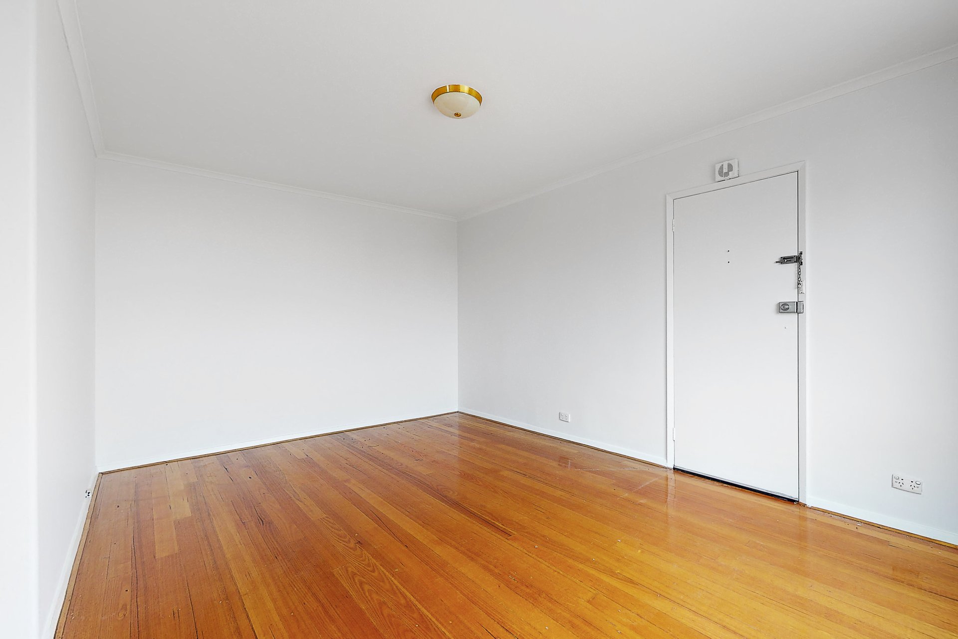4/76 Waverley Street, Moonee Ponds image 3