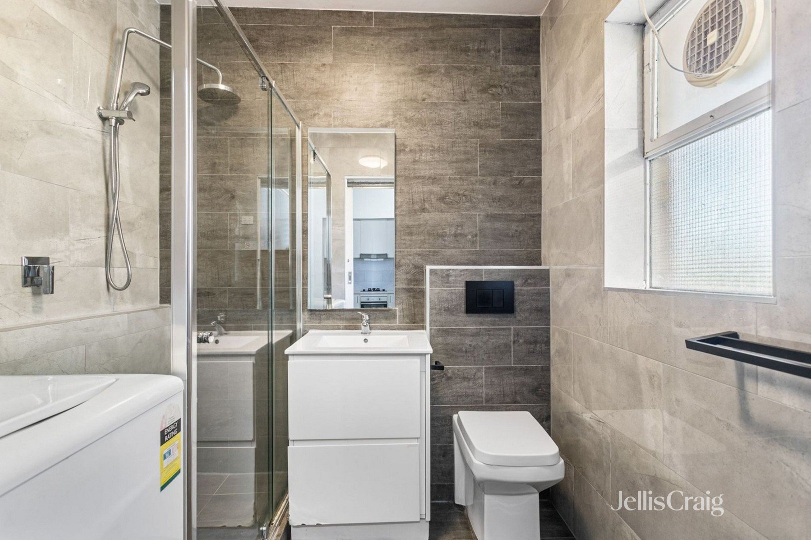 4/78 Queens Road, Melbourne image 9