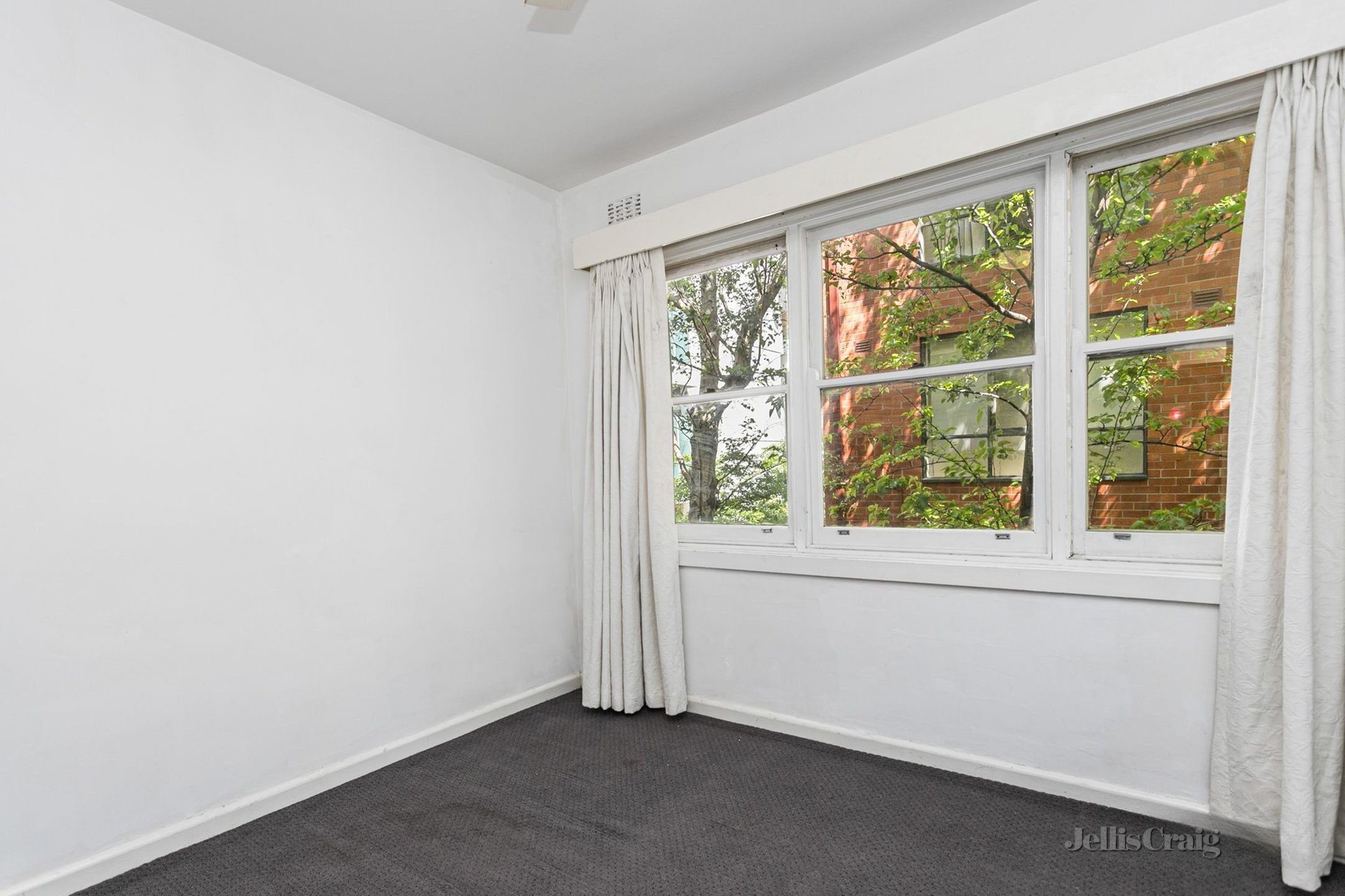 4/78 Queens Road, Melbourne image 6