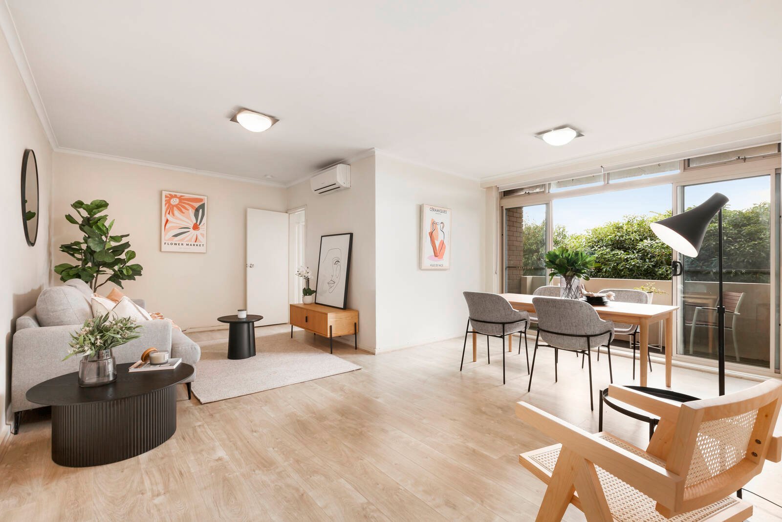 Property Gallery - Main Image