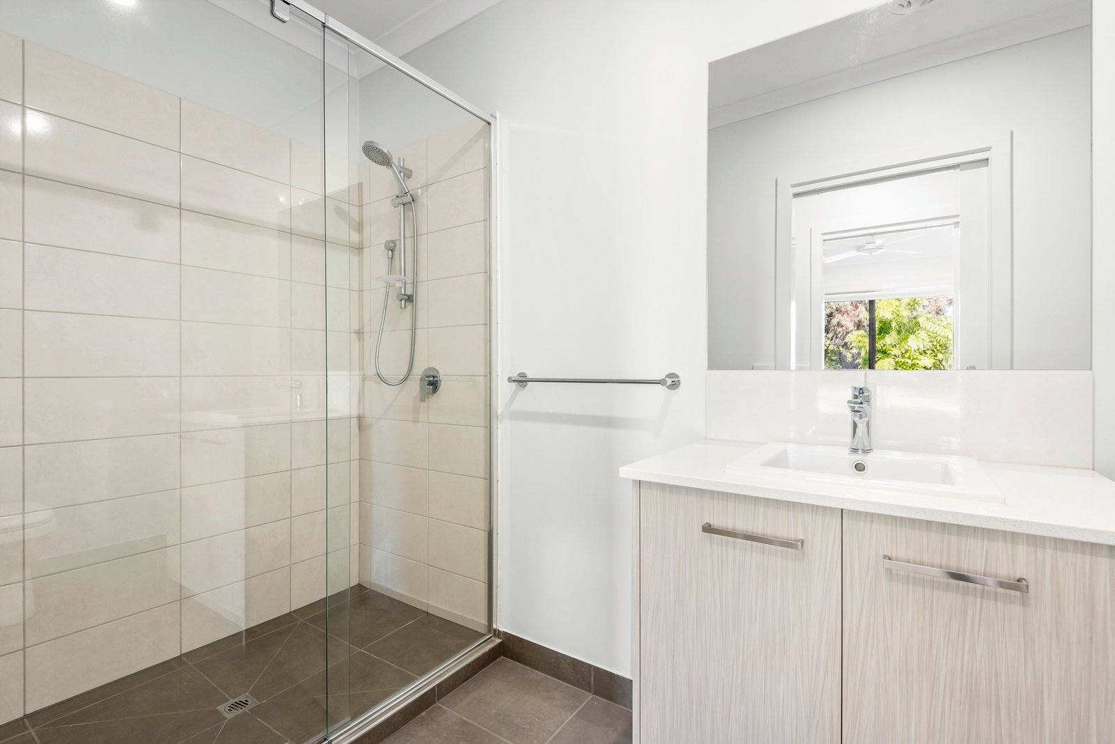 Property Gallery Thumbnail 5