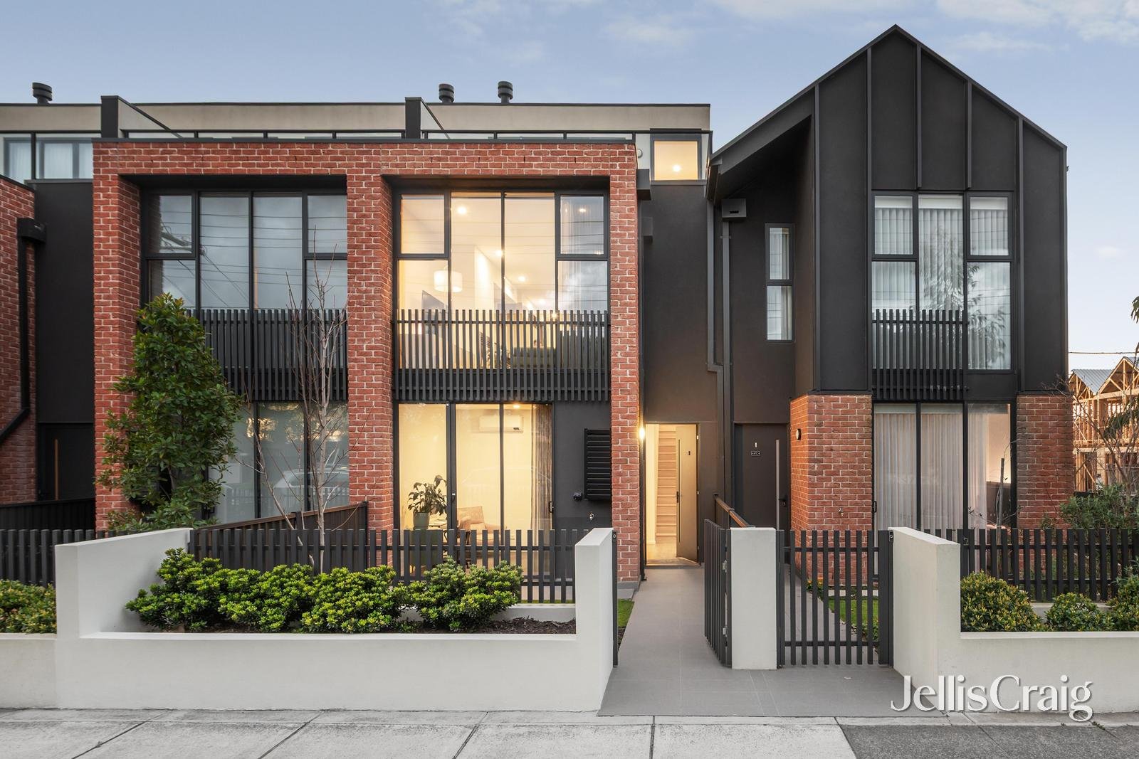 47B Kangaroo Road, Murrumbeena image 1
