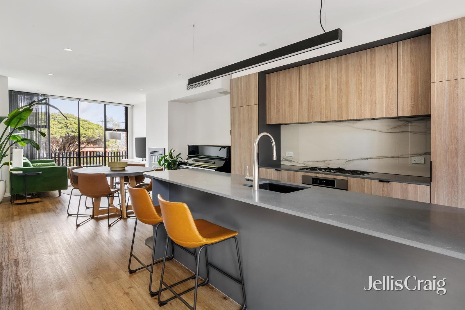 47B Kangaroo Road, Murrumbeena image 3