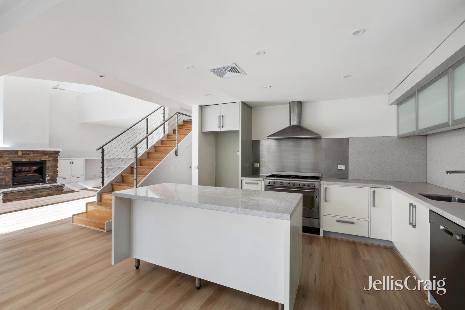4/8-10 Spring Road, Malvern image 2