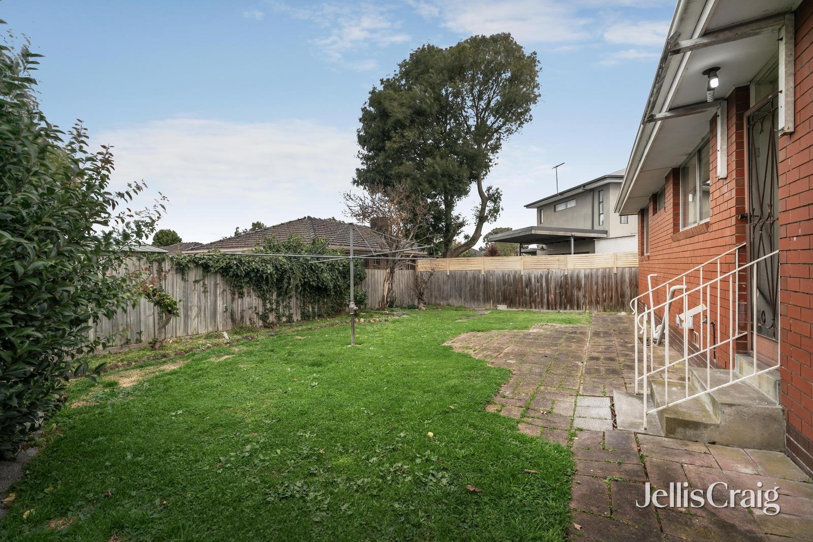 48 Ballantyne Street, Burwood East image 6