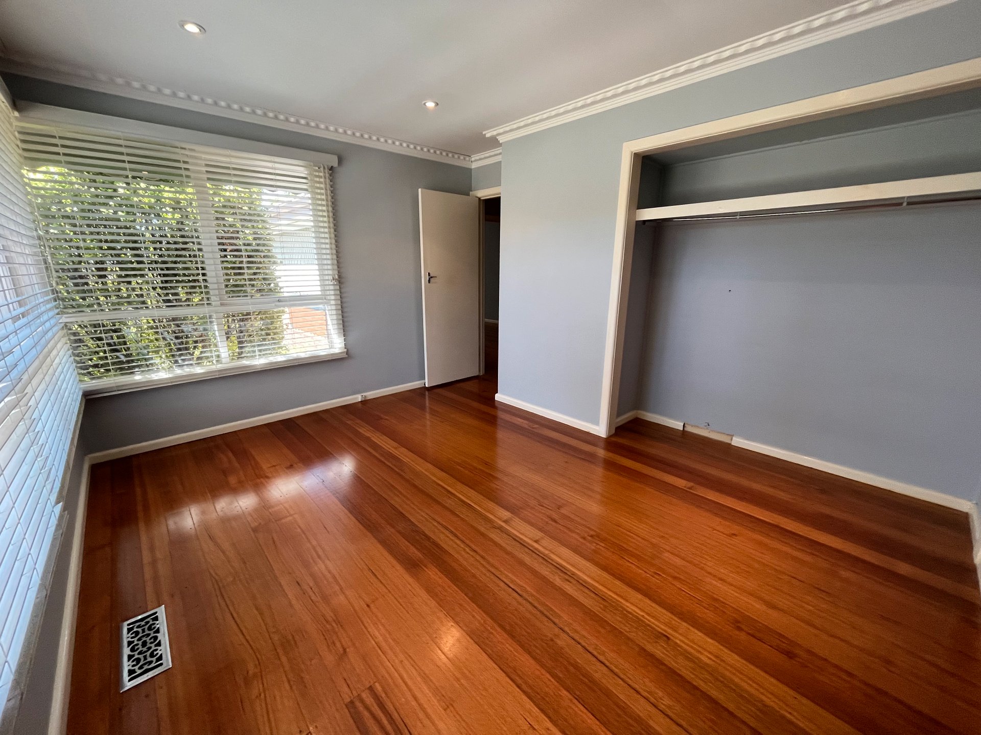 48 Blazey Road, Croydon South image 7