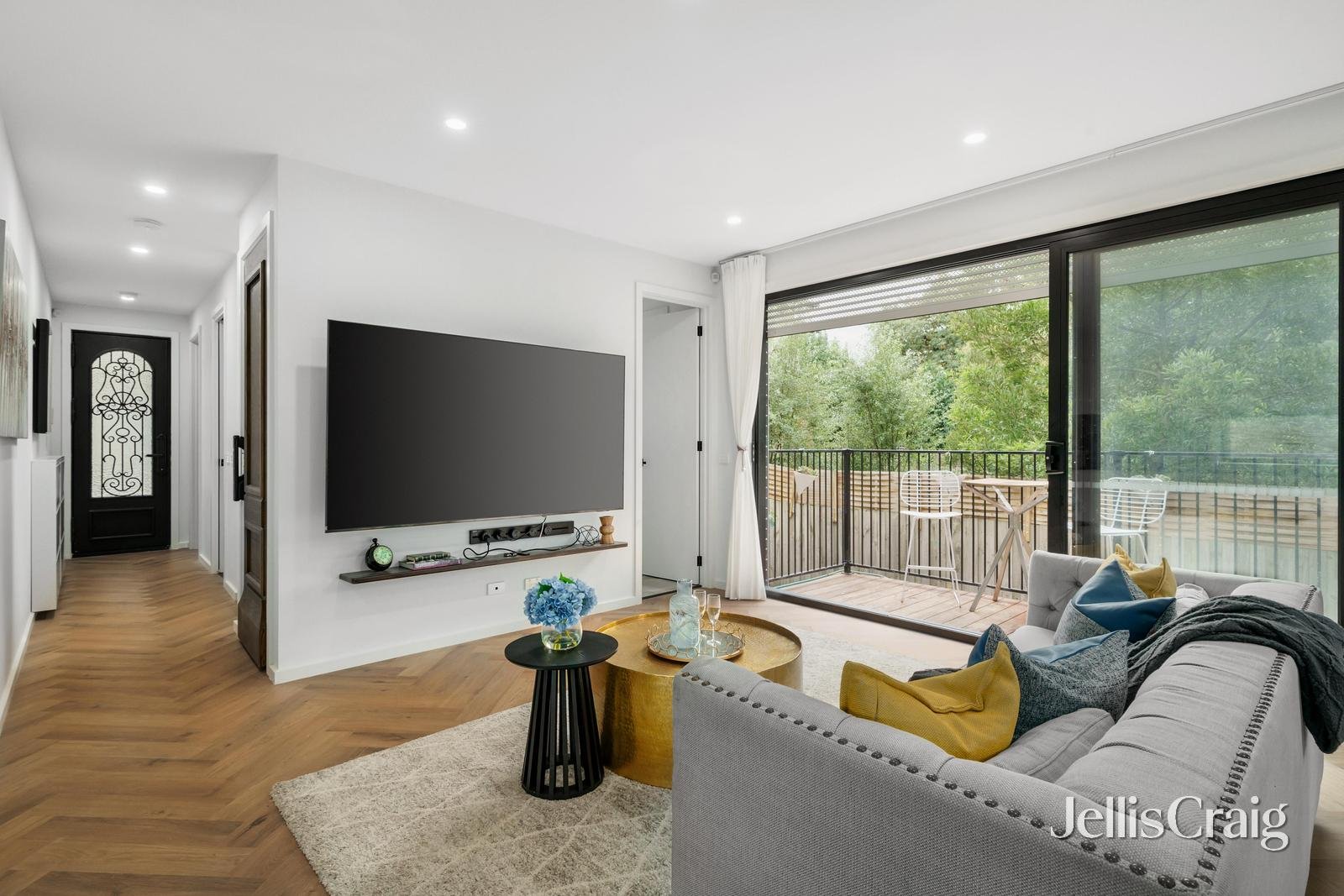 4/8 Box Hill Crescent, Mont&nbsp;Albert&nbsp;North image 3