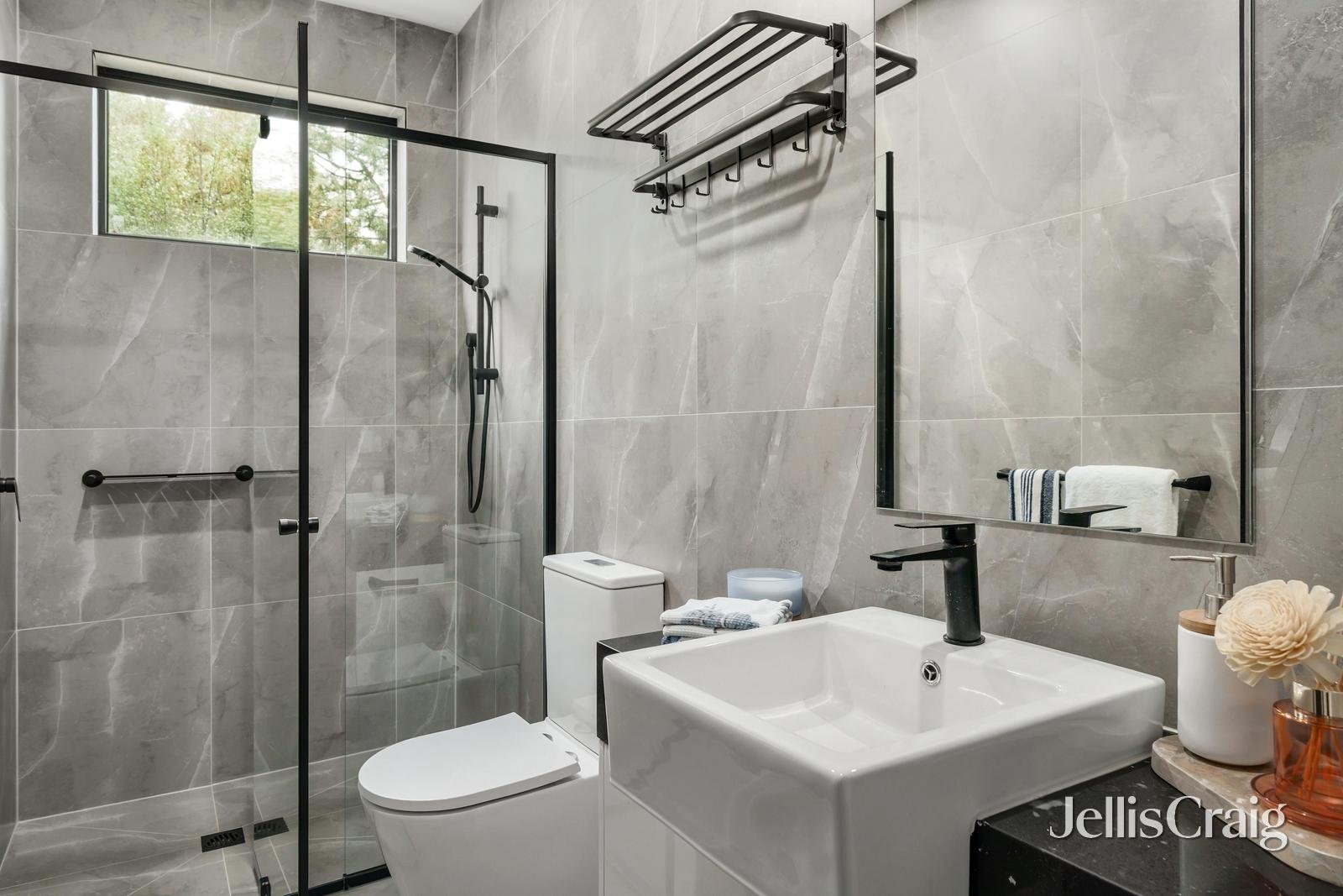 4/8 Box Hill Crescent, Mont&nbsp;Albert&nbsp;North image 9