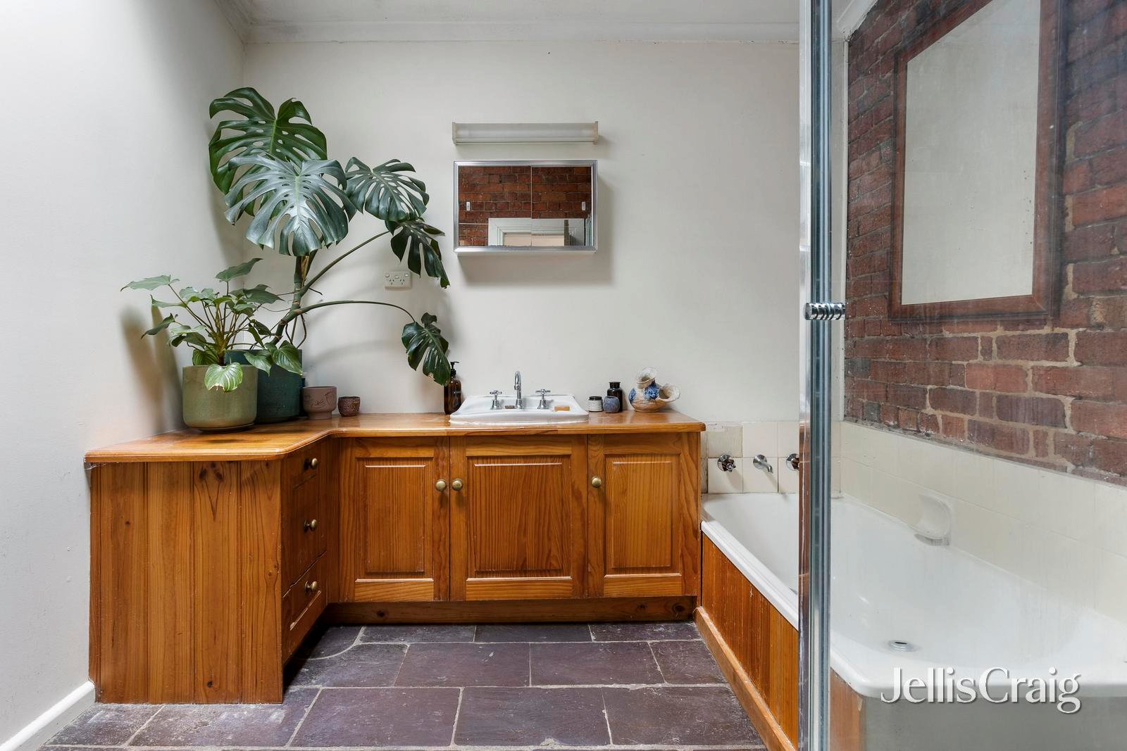 48 Bridge Street, Northcote image 7