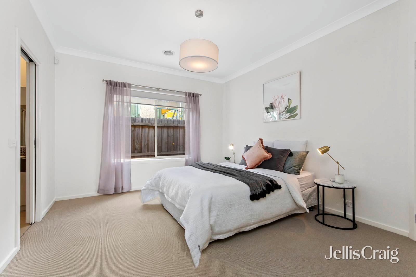 48 Clarendon Street, Newtown image 7