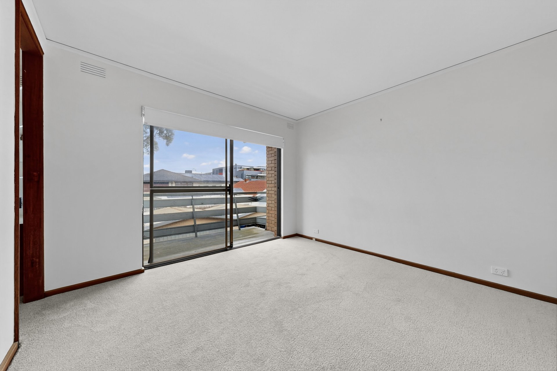 4/8 Clarkson Avenue, Brighton image 7