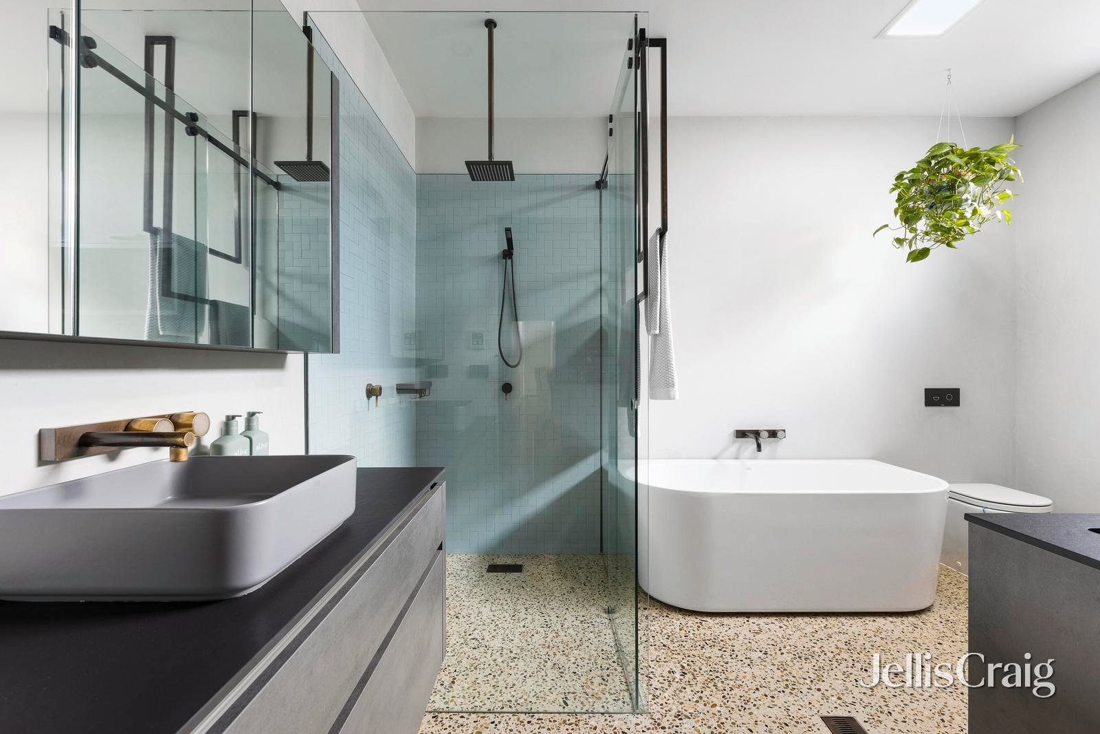 48 Crockford Street, Port Melbourne image 7
