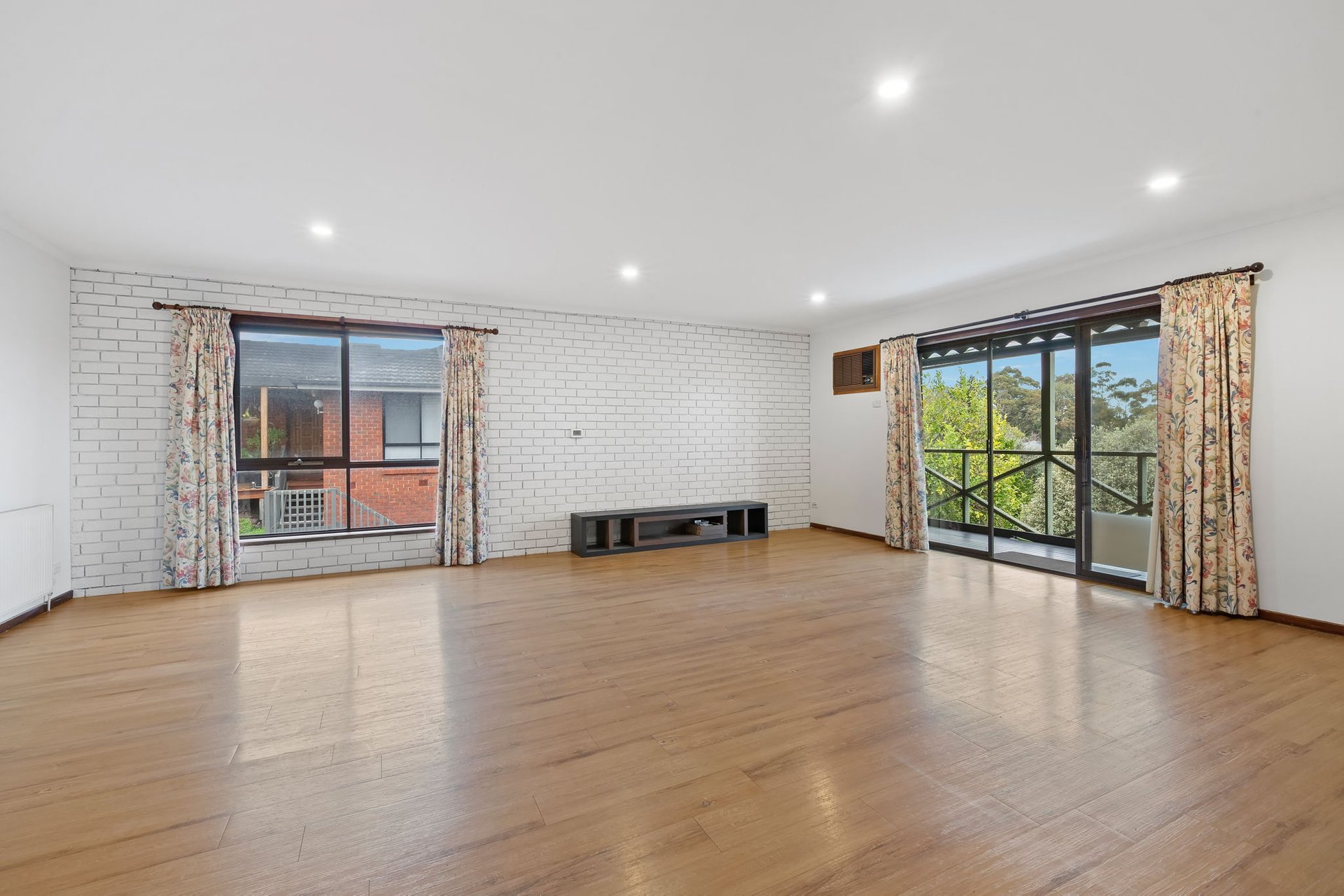 48 Crown Point Ridge, Chirnside&nbsp;Park image 3