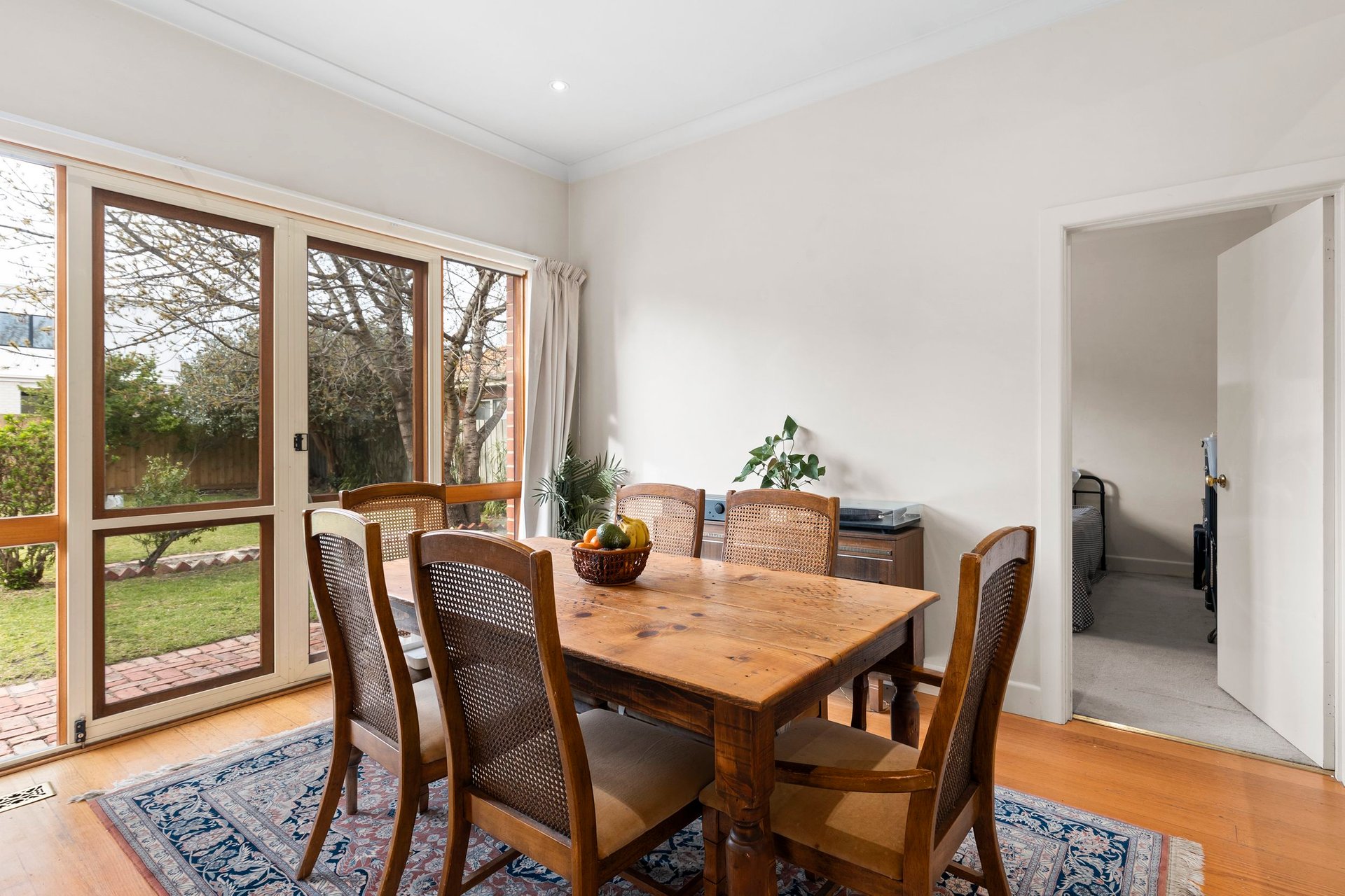 Property Gallery Thumbnail 3